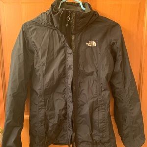 North Face women’s windbreaker/shell black small